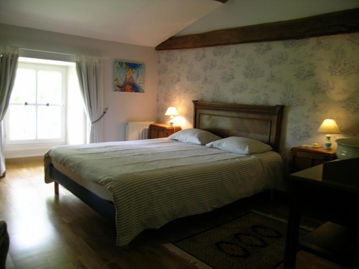 Gite Du Chateau De Pernan Avy Екстериор снимка
